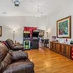 Beautiful Scottsdale Escape Heated Pool, Spa, & Putting Green
