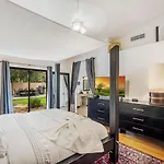 Beautiful Scottsdale Escape Heated Pool, Spa, & Putting Green