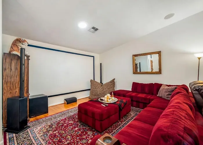 Beautiful Scottsdale Escape Heated Pool, Spa, & Putting Green