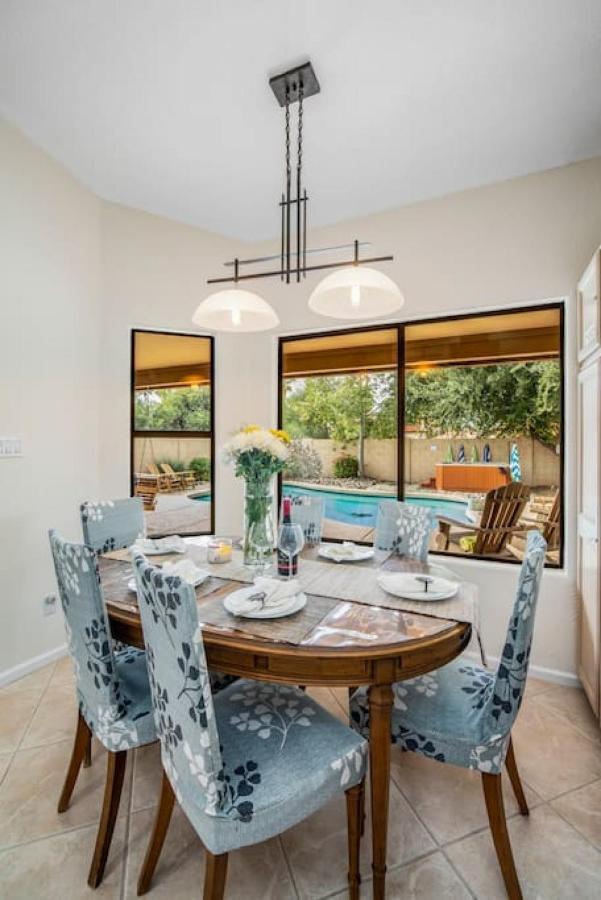 Holiday home Beautiful Scottsdale Escape Heated Pool, Spa, & Putting *